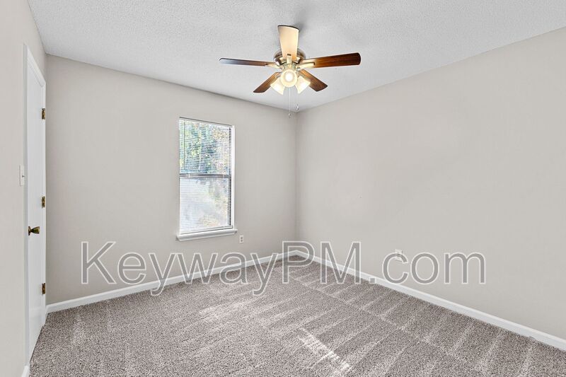 2908 Cable Way property image