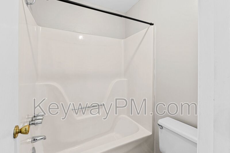 2908 Cable Way property image