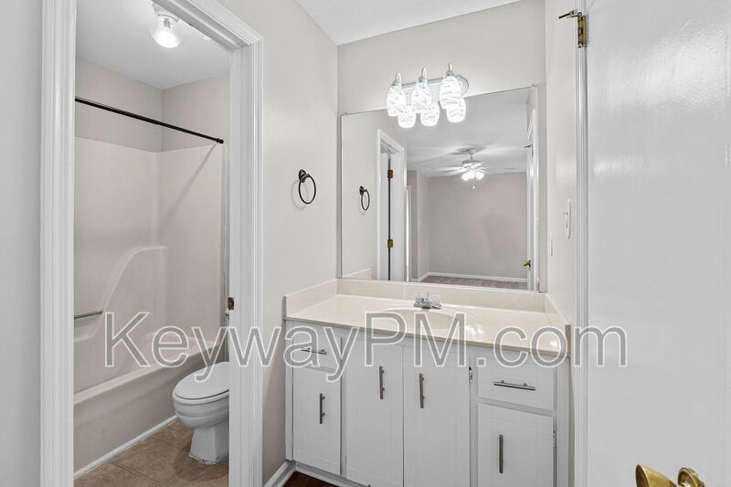 2908 Cable Way property image