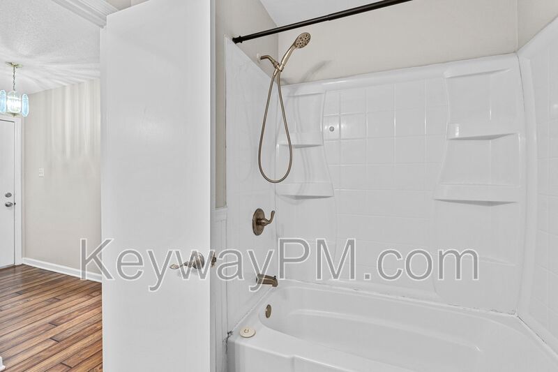 2908 Cable Way property image