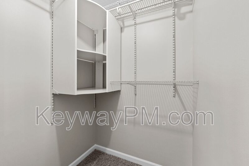 2908 Cable Way property image