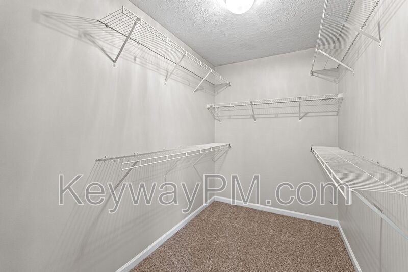 2654 Ardwick Drive - South Hampton property image