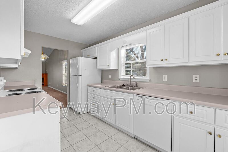 2002 Caton Drive - St. George property image