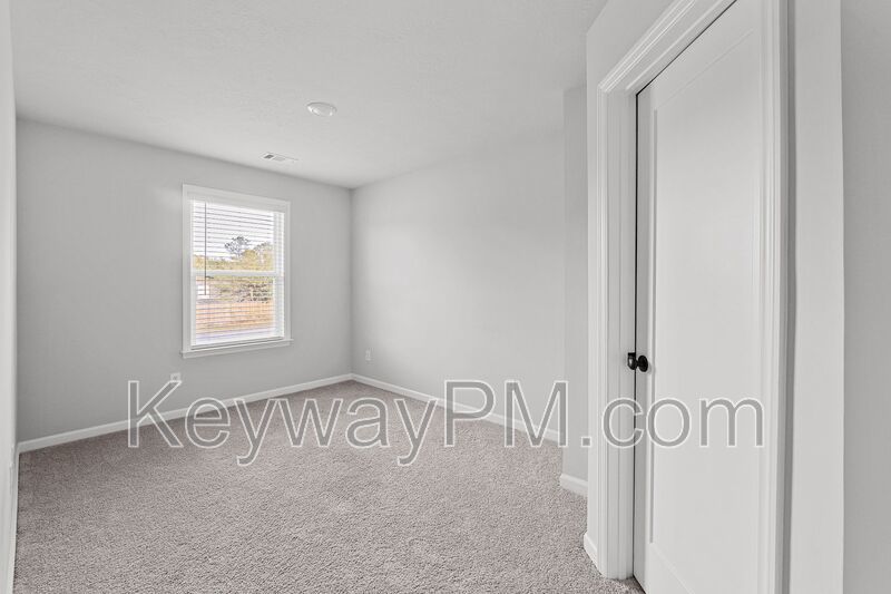 847 Felix Way - Green Forest property image