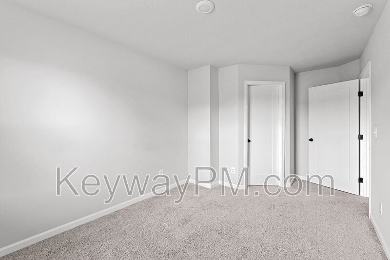 847 Felix Way - Green Forest property image