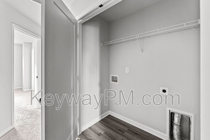 847 Felix Way - Green Forest property image