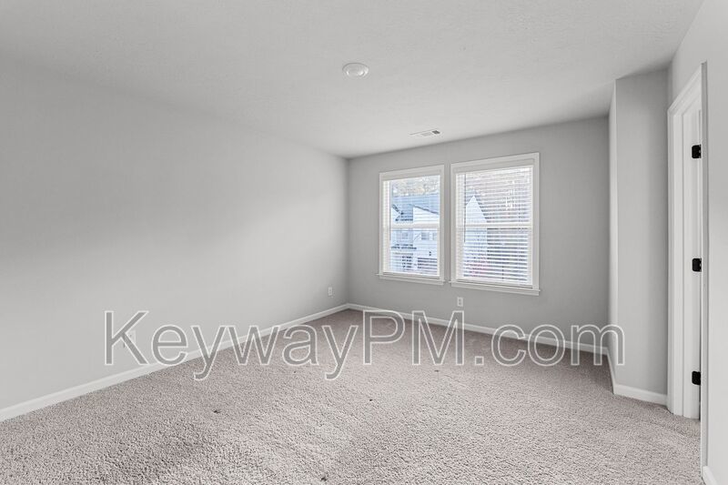 847 Felix Way - Green Forest property image