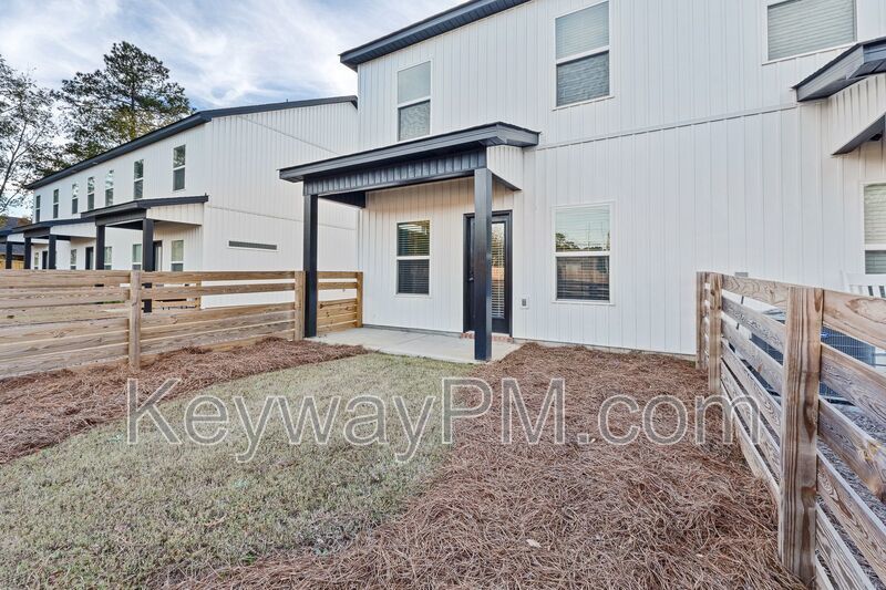 847 Felix Way - Green Forest property image