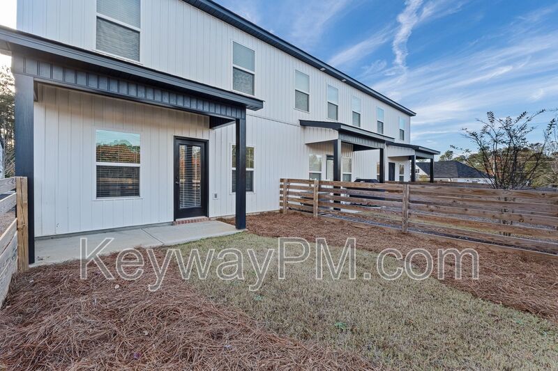 847 Felix Way - Green Forest property image