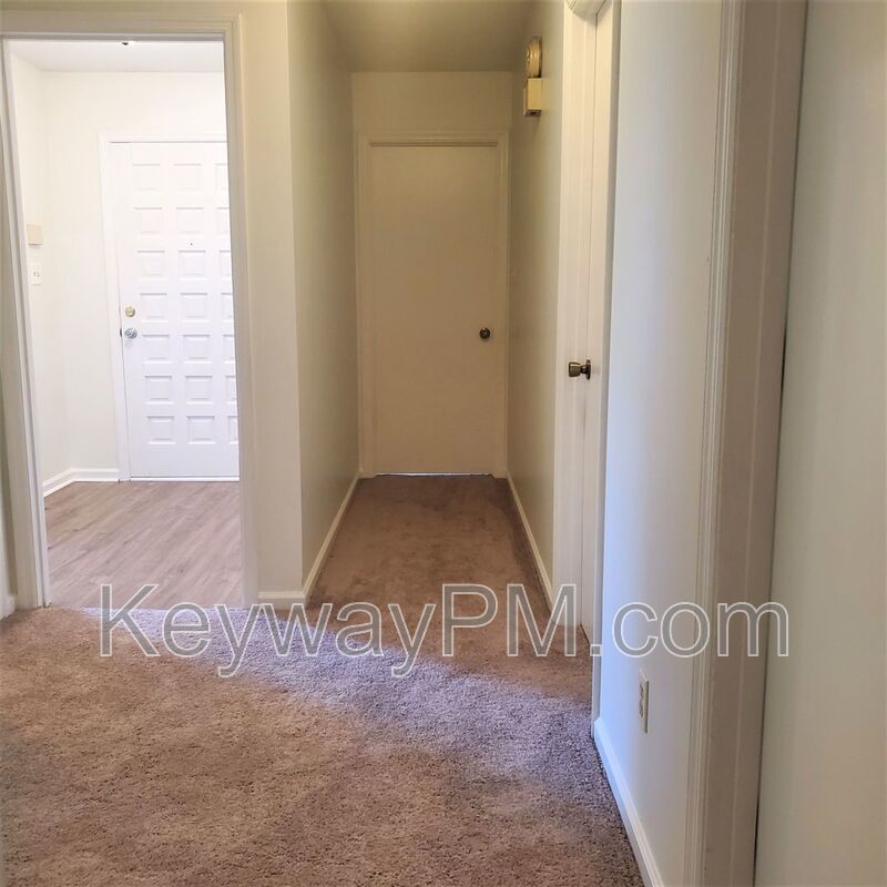 4441 Shadowmoor Drive - Shadowmoor property image