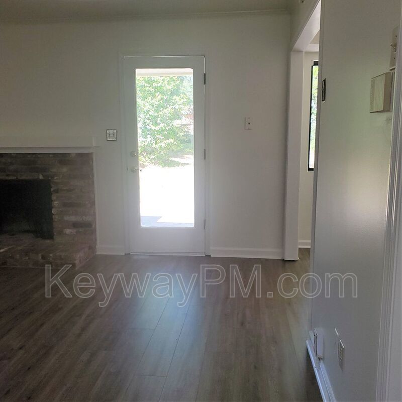 4441 Shadowmoor Drive - Shadowmoor property image