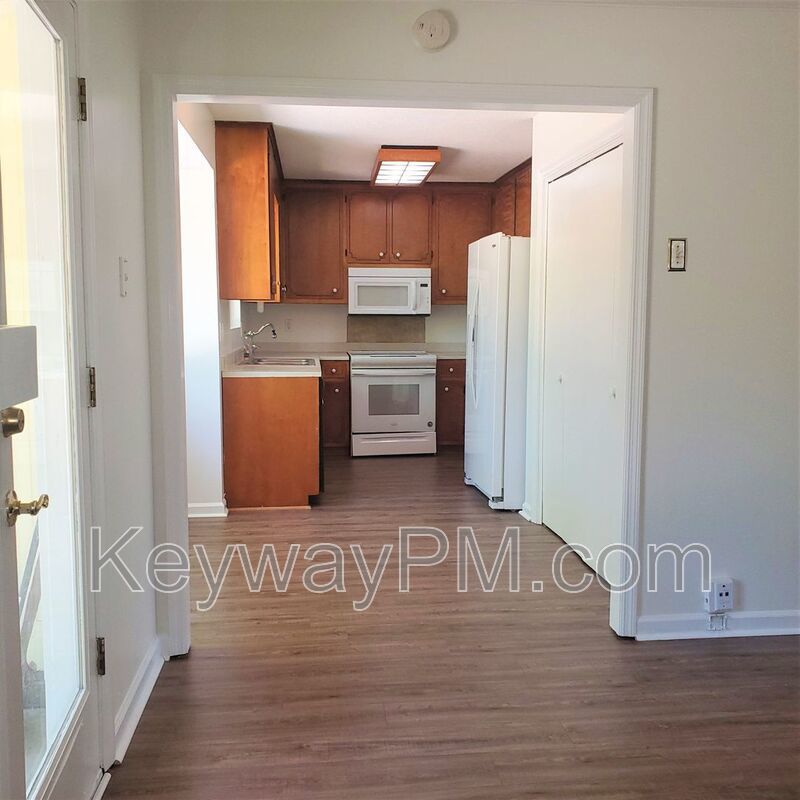 4441 Shadowmoor Drive - Shadowmoor property image