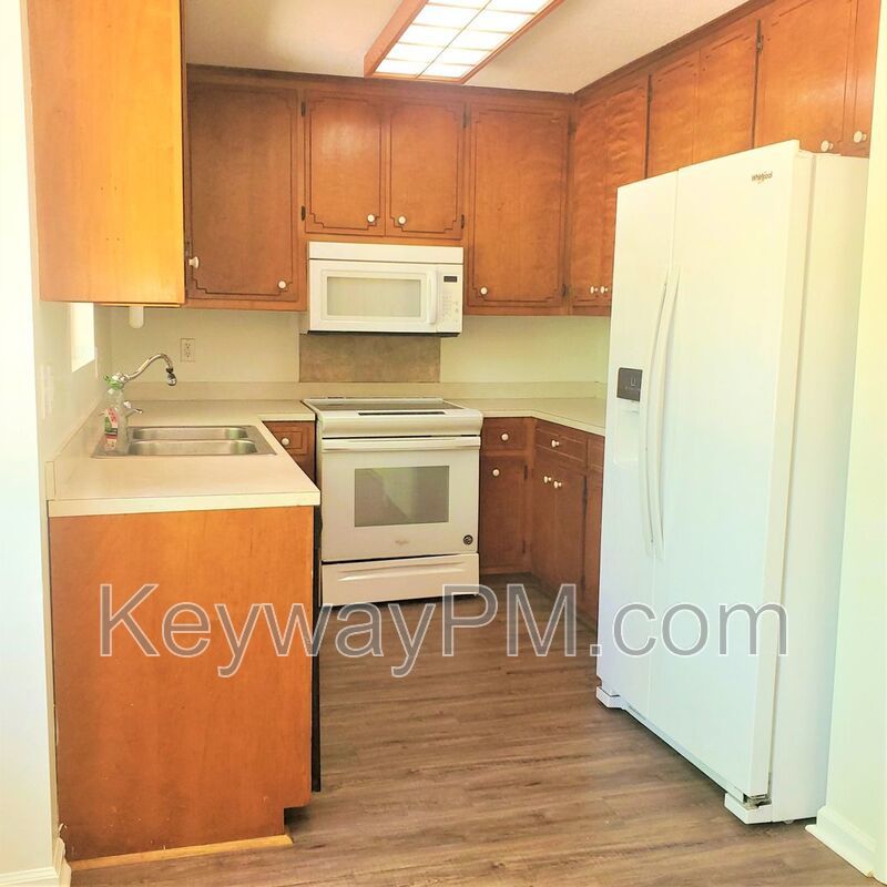 4441 Shadowmoor Drive - Shadowmoor property image