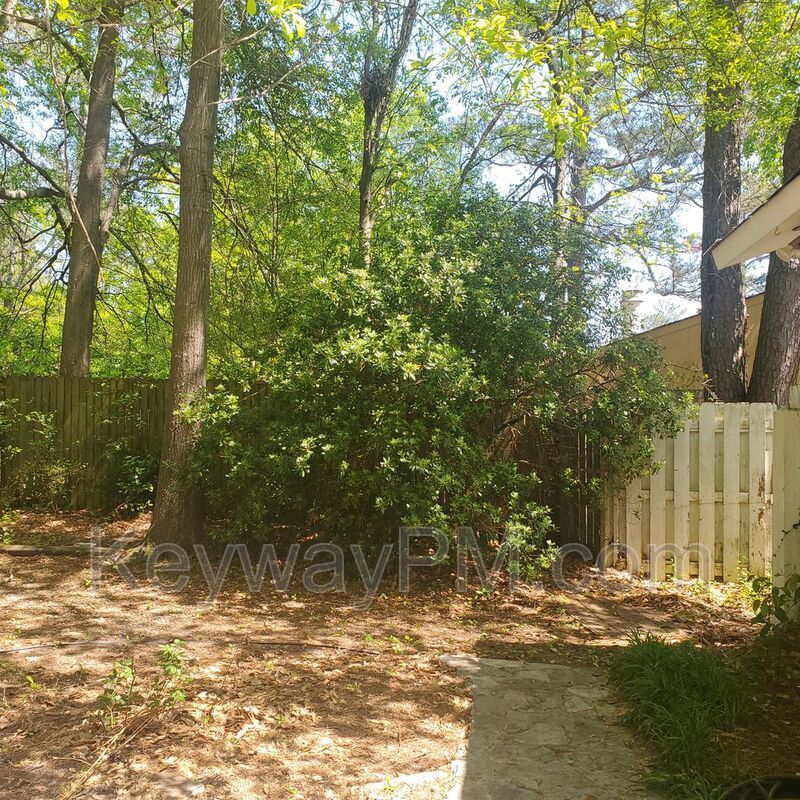 4441 Shadowmoor Drive - Shadowmoor property image