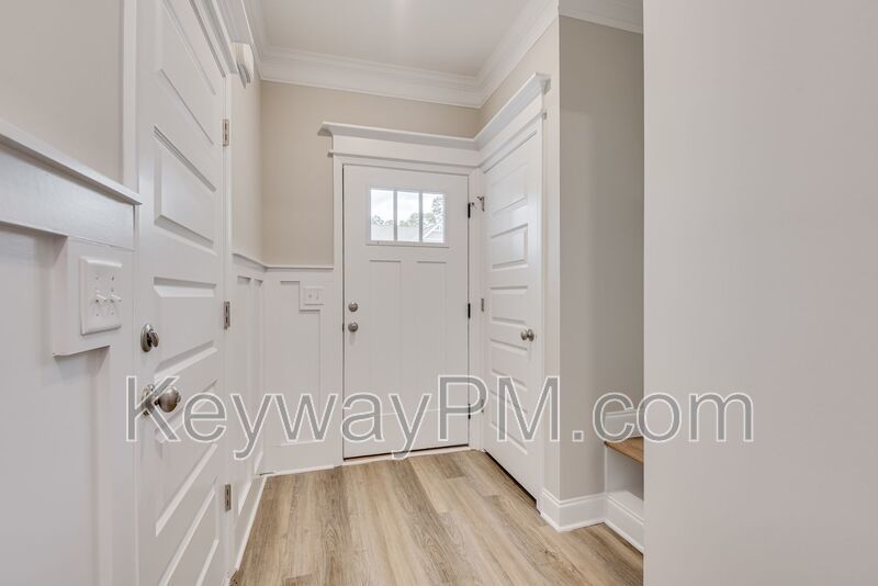 2028 Denmarke Avenue SE - Miller Landing property image