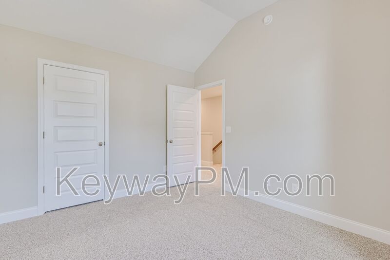 2028 Denmarke Avenue SE - Miller Landing property image