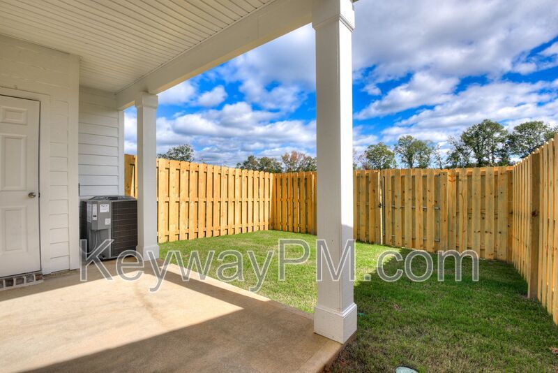 2028 Denmarke Avenue SE - Miller Landing property image