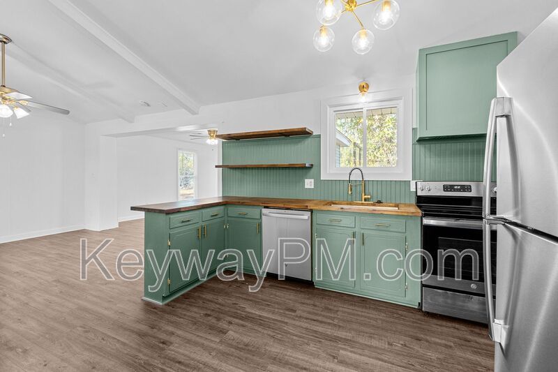 3327 Cockatoo Road - Ravenwood property image