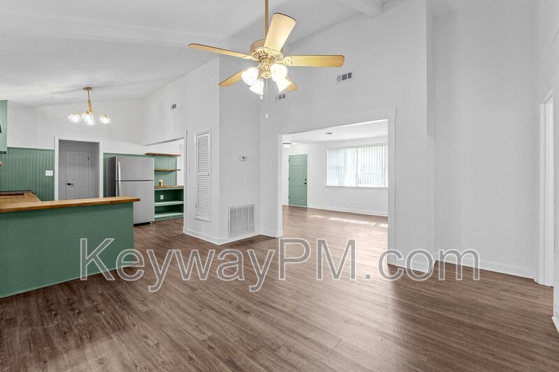 3327 Cockatoo Road - Ravenwood property image