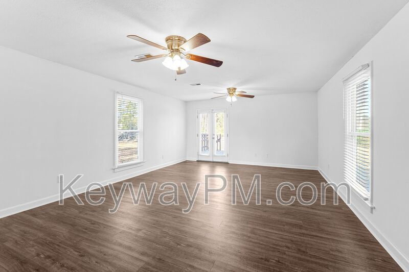 3327 Cockatoo Road - Ravenwood property image