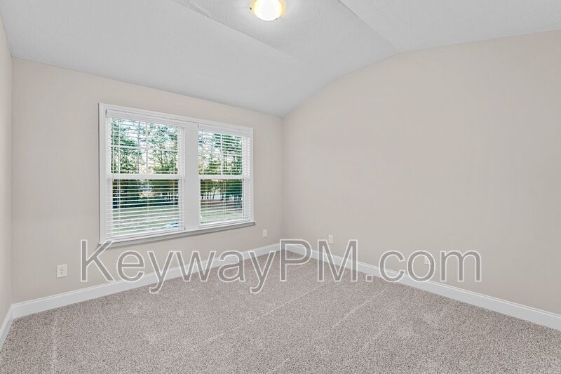 8049 Kinsale Avenue SE - Miller Landing property image
