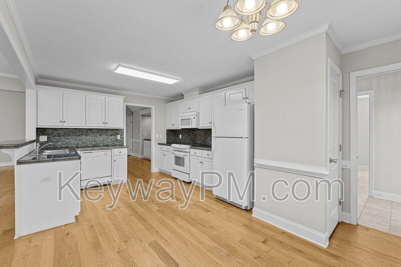 808 Tyler Woods Drive  - Tyler Woods Subdivision property image