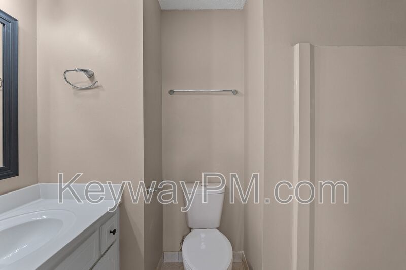 2320 Greengate Drive property image