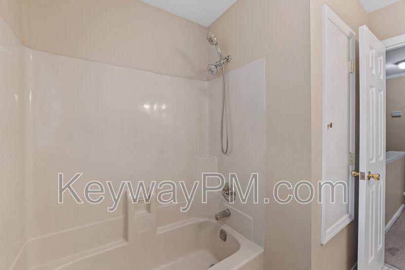 2320 Greengate Drive property image