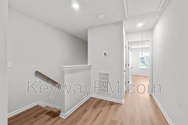 1301 Newbern Drive - Caroleton property image