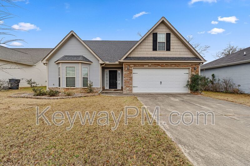 811 Oshields Court - Magnolia Ridge property image