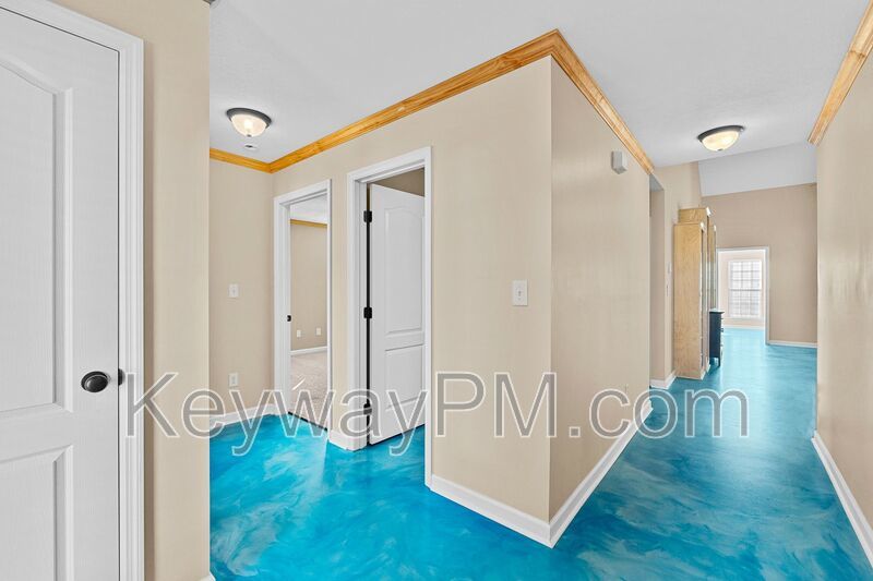 811 Oshields Court - Magnolia Ridge property image