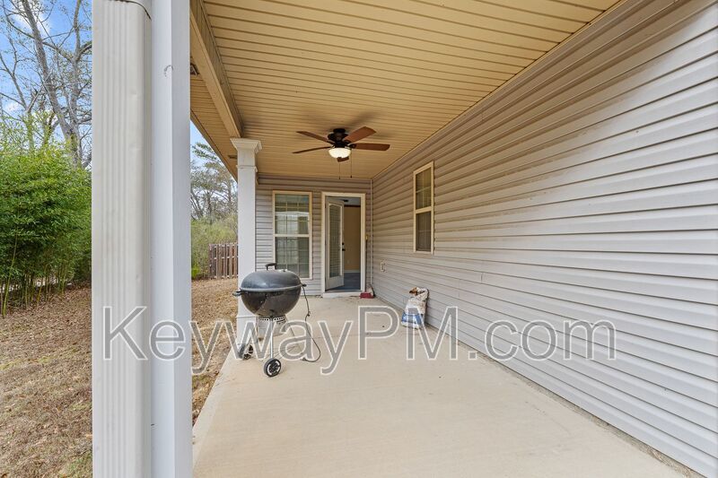 811 Oshields Court - Magnolia Ridge property image