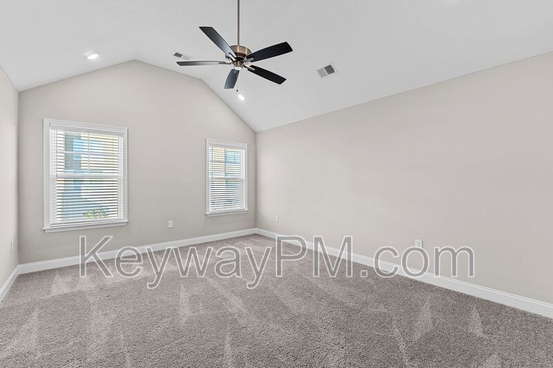 3205 Venetian Drive - Village Square property image