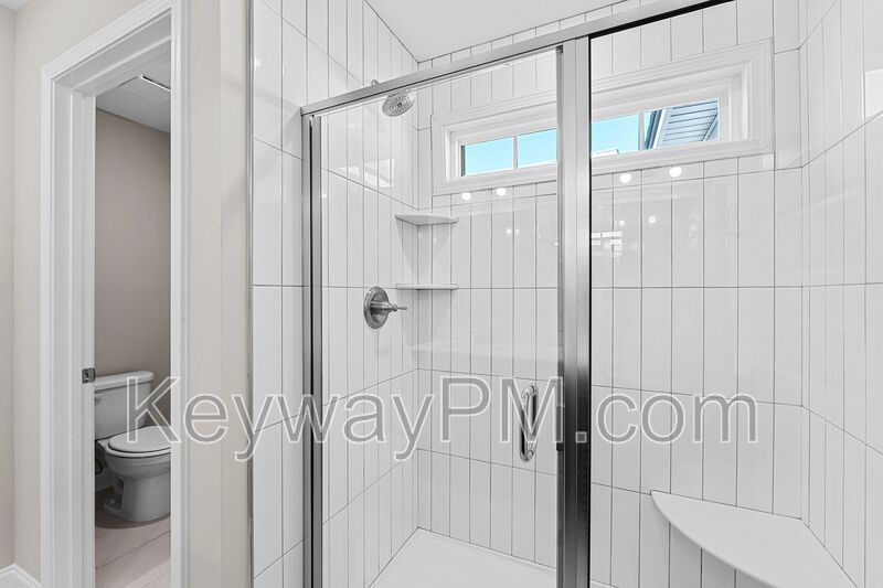 3205 Venetian Drive - Village Square property image