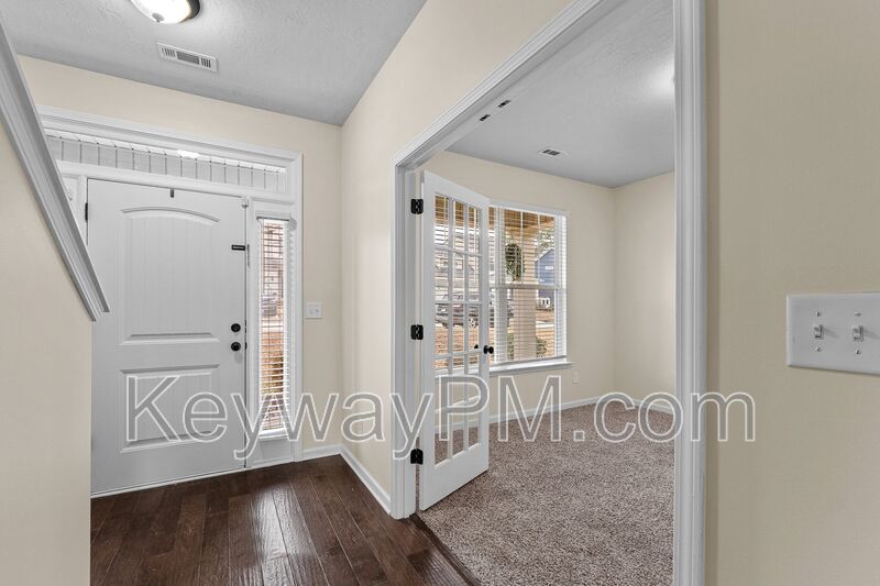 307 Crowne Heights Way - Chamblin Ridge property image