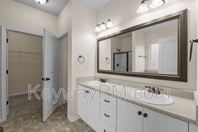 307 Crowne Heights Way - Chamblin Ridge property image