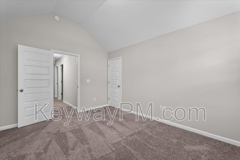 232 Linsmore Lane - Canterbury Farms property image