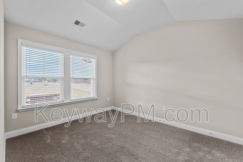 527 Yuma Lane- Village Square property image