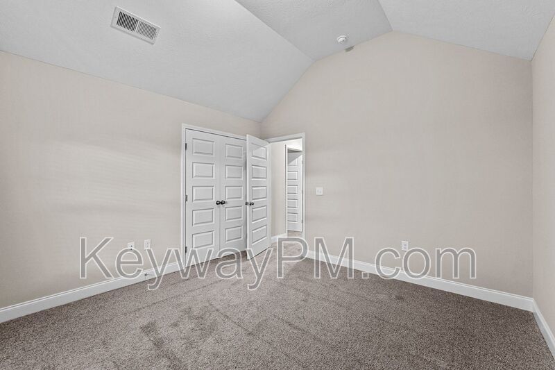 527 Yuma Lane- Village Square property image