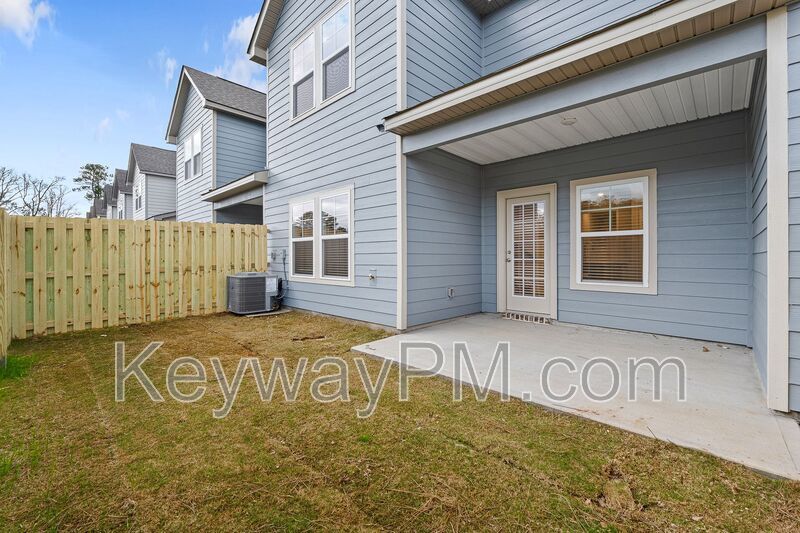 527 Yuma Lane- Village Square property image