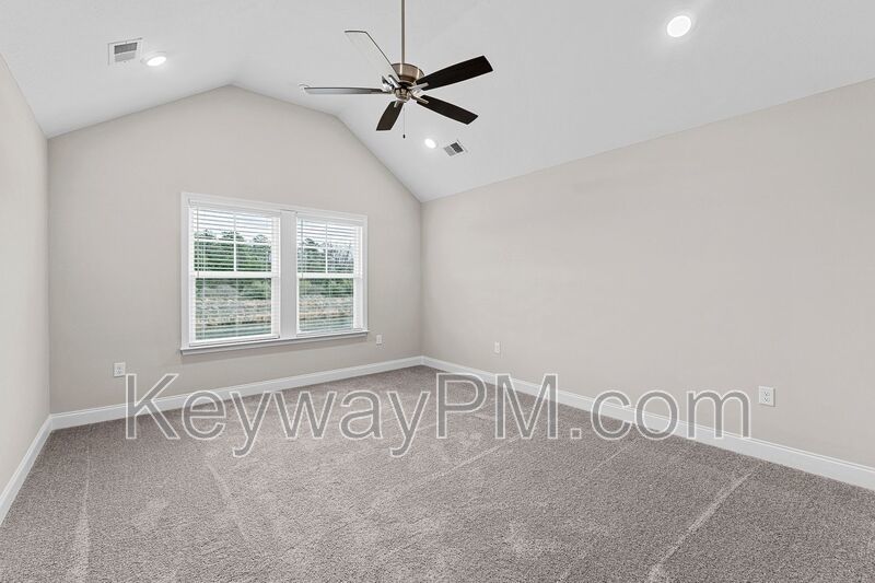 521 Yuma Lane - Village Square property image