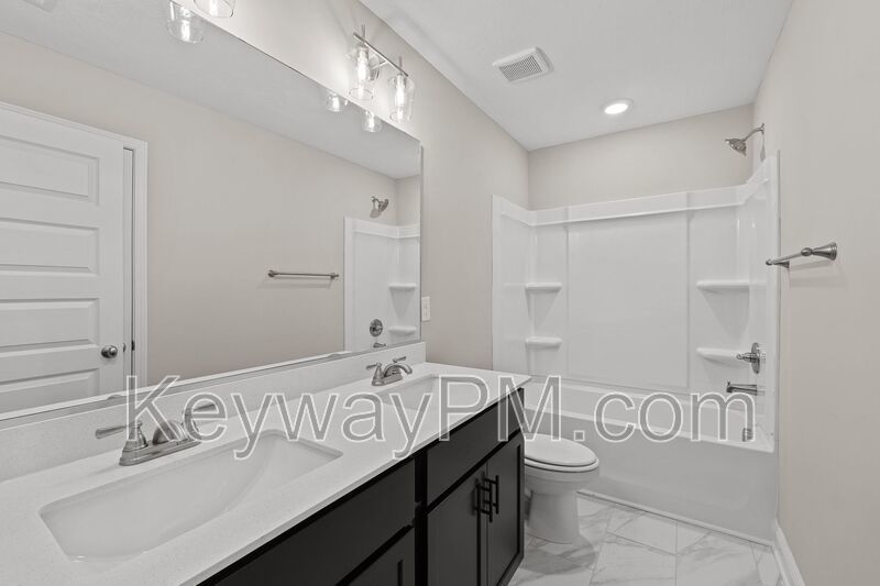 2024 Denmark Avenue SE- Miller Landing property image