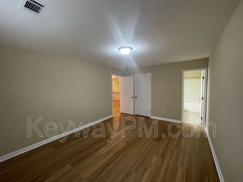 7211 Curacas Drive - West Wheeler property image