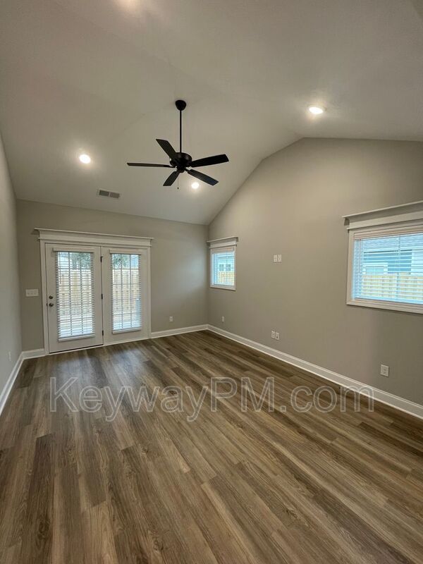 8057 Kinsale Avenue SE-Miller Landing property image