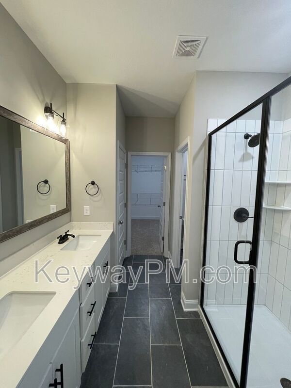 8057 Kinsale Avenue SE-Miller Landing property image