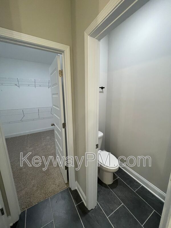 8057 Kinsale Avenue SE-Miller Landing property image