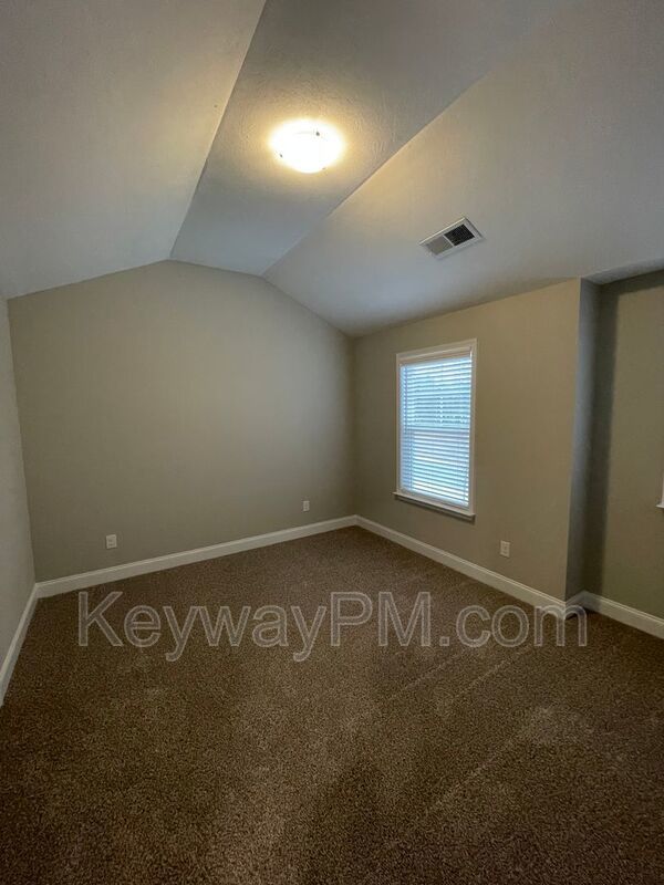 8057 Kinsale Avenue SE-Miller Landing property image