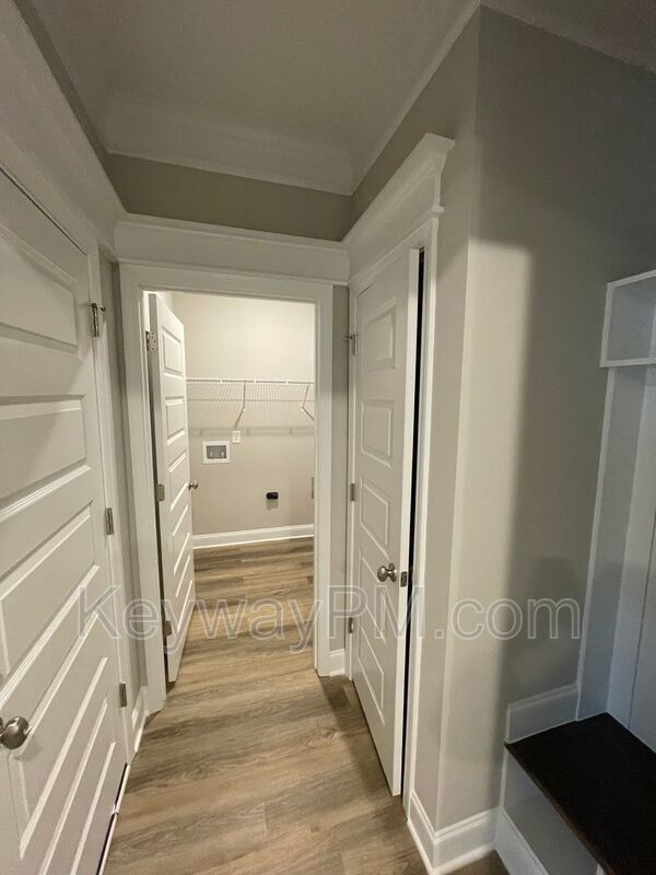 Miller Landing - 2051 Denmark Ave SE property image