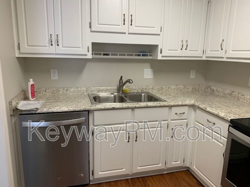 18 Fowkewood Court - Edgewood Heights property image