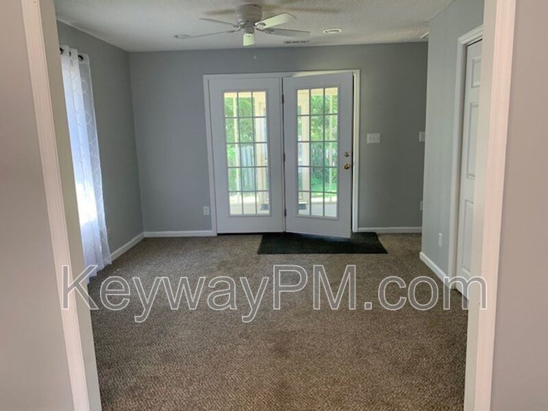 18 Fowkewood Court - Edgewood Heights property image